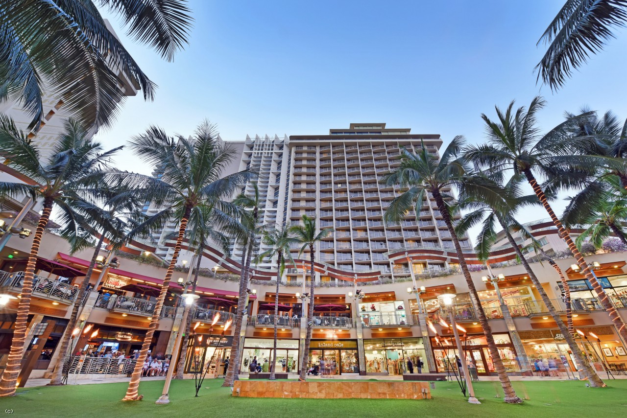 Waikiki Beach Walk